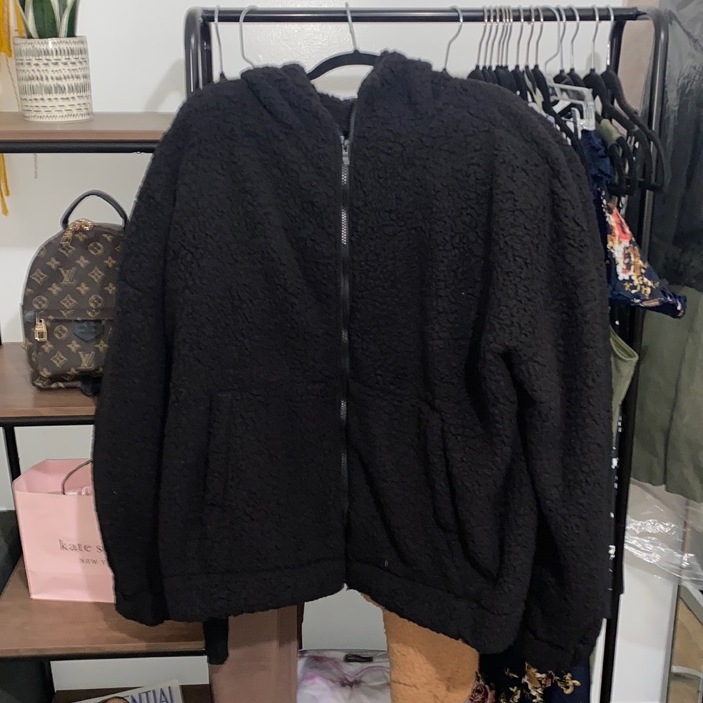 Sherpa Black Jacket 🖤